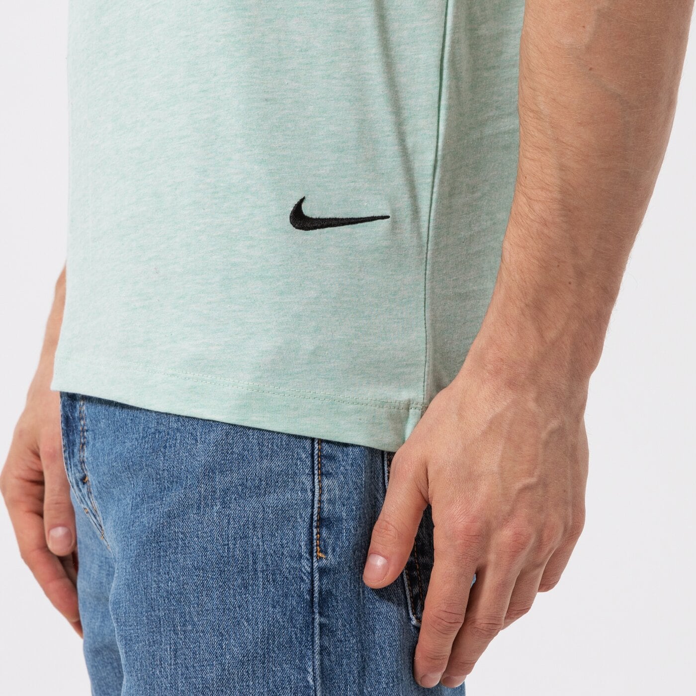 Мъжка тениска NIKE ТЕНИСКА M NSW TEE SUSTAINABILITY dm2386-017 цвят зелен