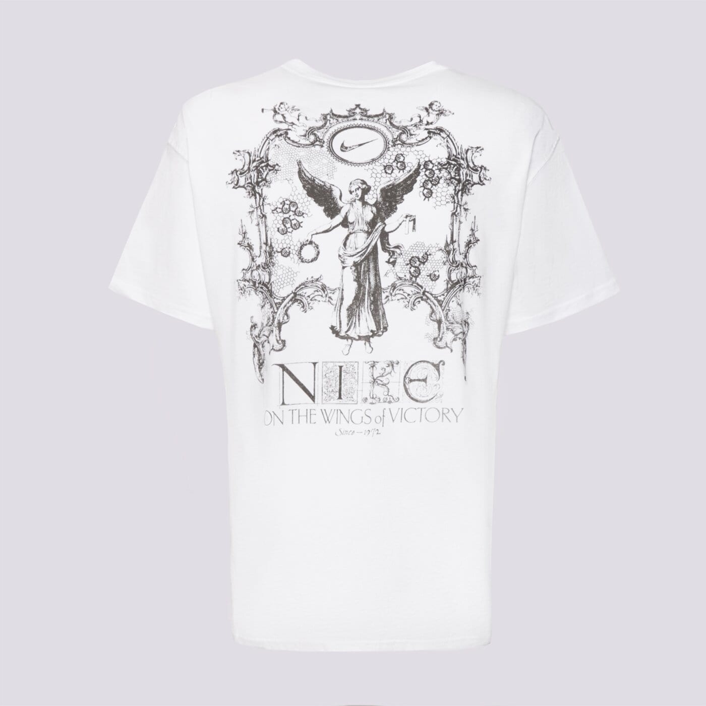 Мъжка тениска NIKE ТЕНИСКА U NSW TEE M90 OC WINGS VICTORY hv0167-100 цвят бял