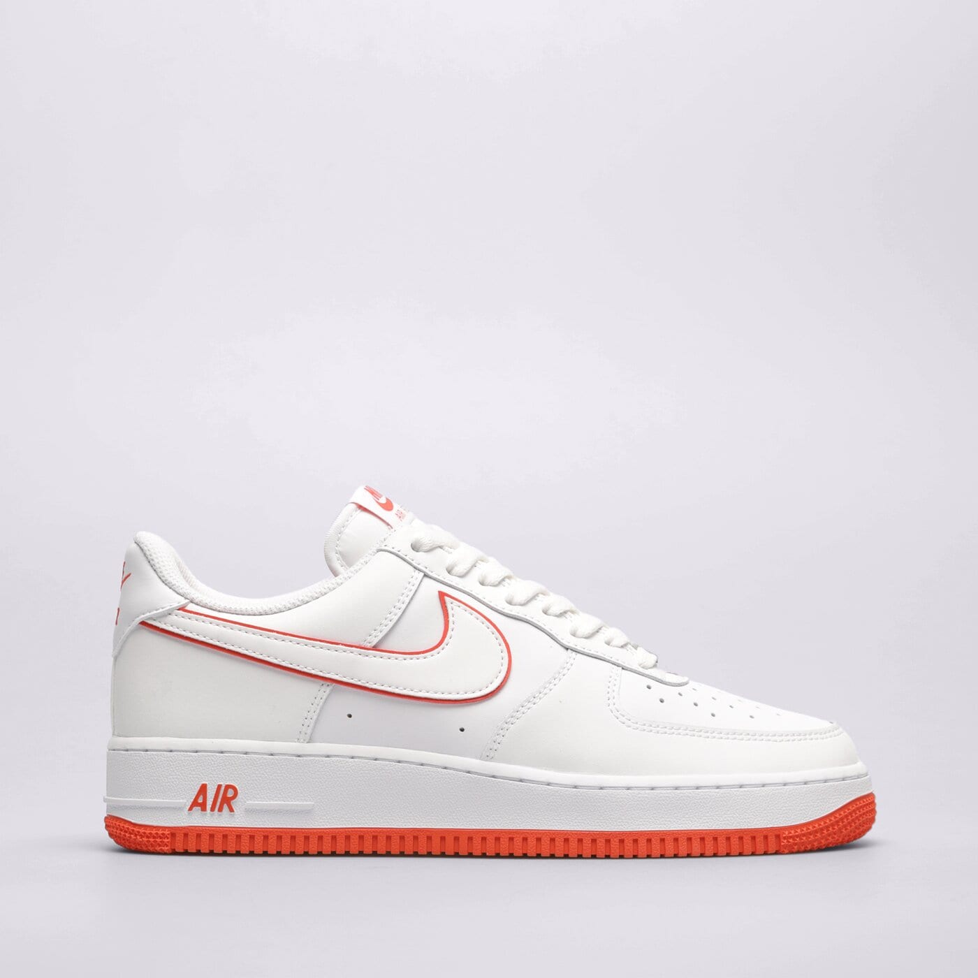 Мъжки маратонки NIKE AIR FORCE 1 '07  dv0788-102 цвят бял