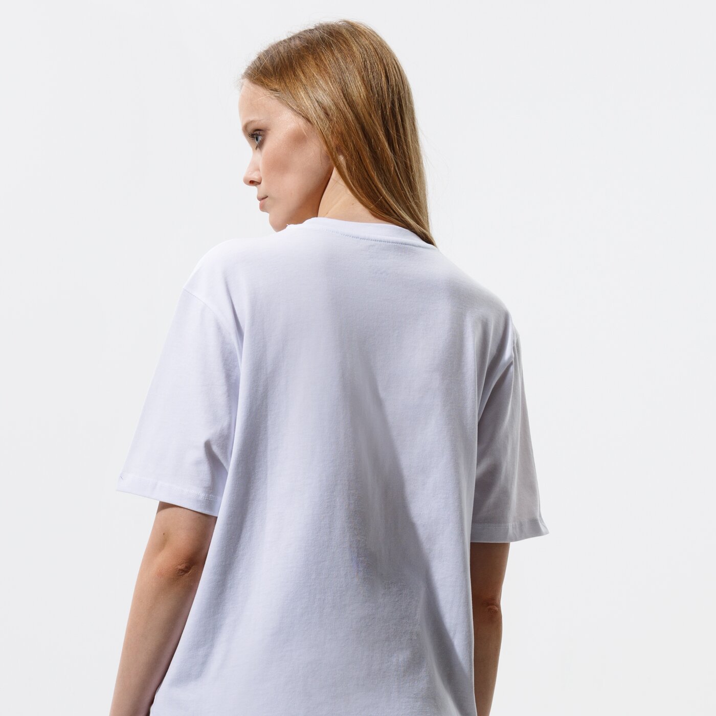 Дамска тениска VANS ТЕНИСКА WM WOVEN PATCH POCKET WHITE vn0a5i8fwht1 цвят бял