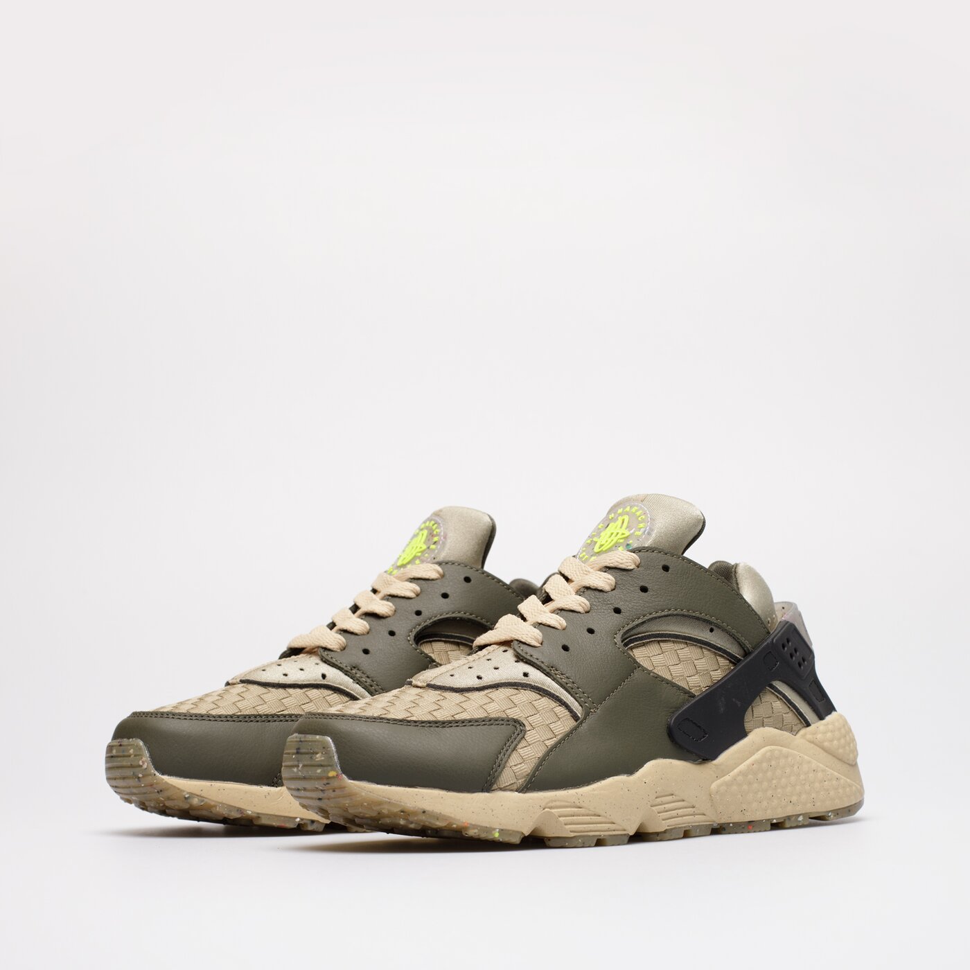 Мъжки маратонки NIKE AIR HUARACHE CRATER PRM dm0863-300 цвят каки
