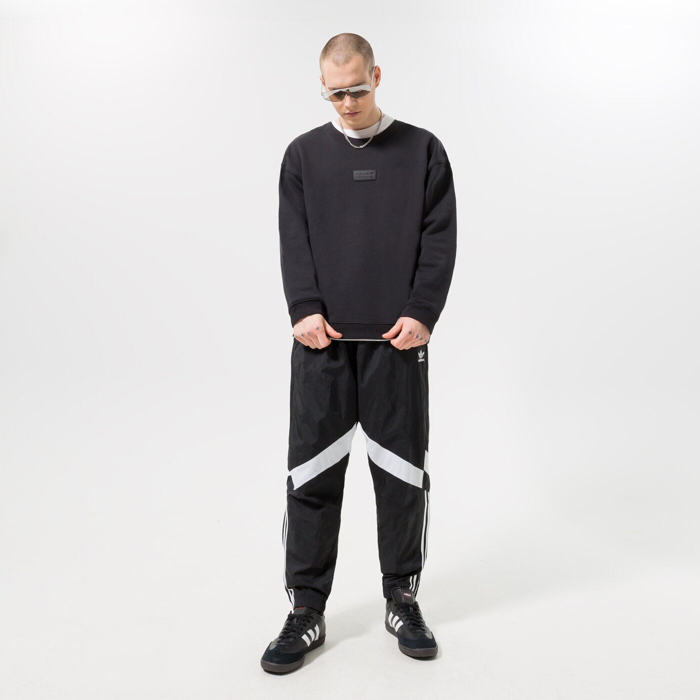 Мъжки панталони ADIDAS ПАНТАЛОНИ WOVEN TP hk7325 цвят черен