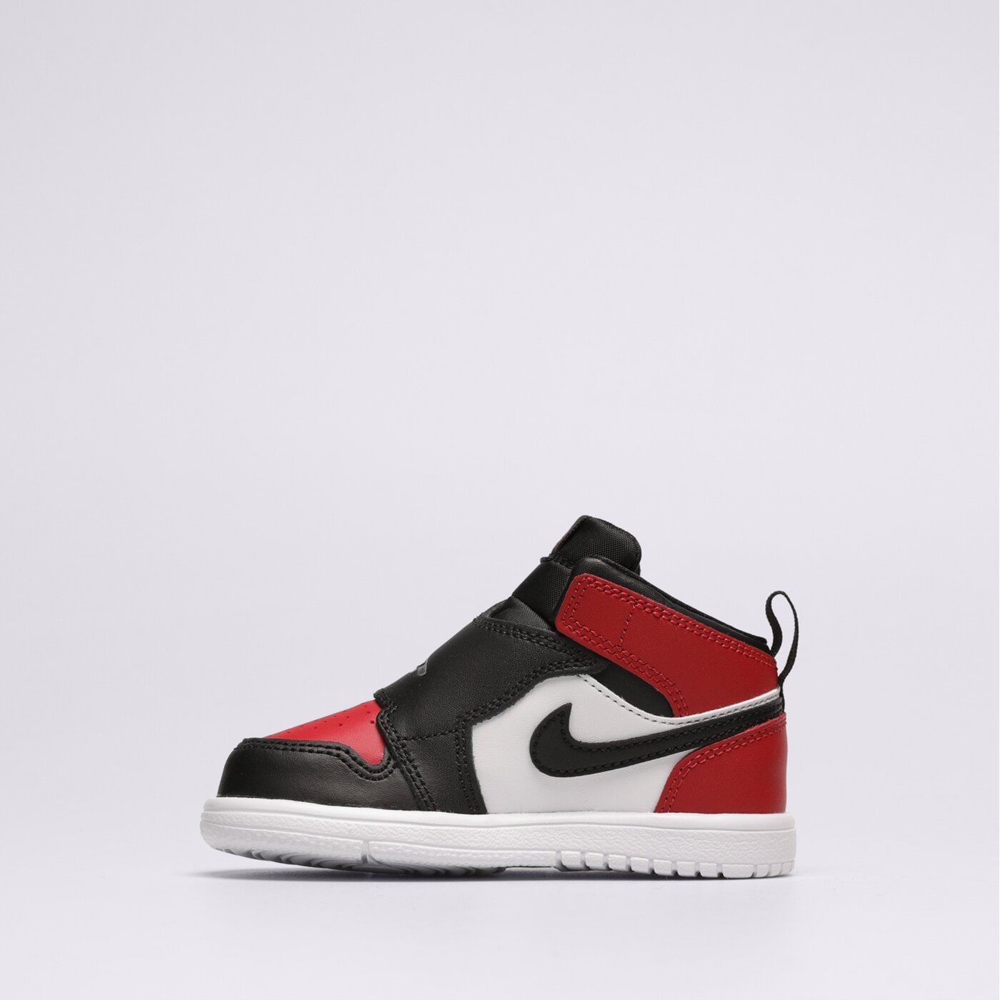 Детски маратонки SKY JORDAN 1  bq7196-016 цвят червен