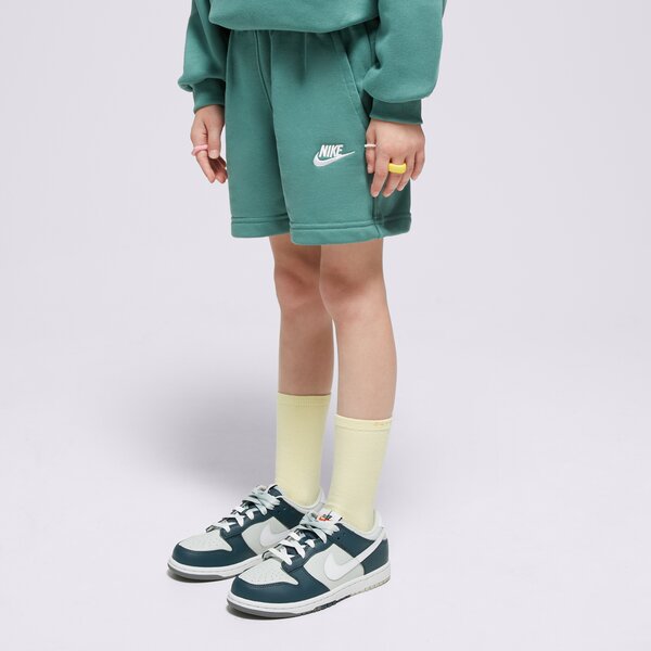  NIKE ШОРТИ SPORTSWEAR CLUB FLEECE GIRL fd2919-361 цвят зелен