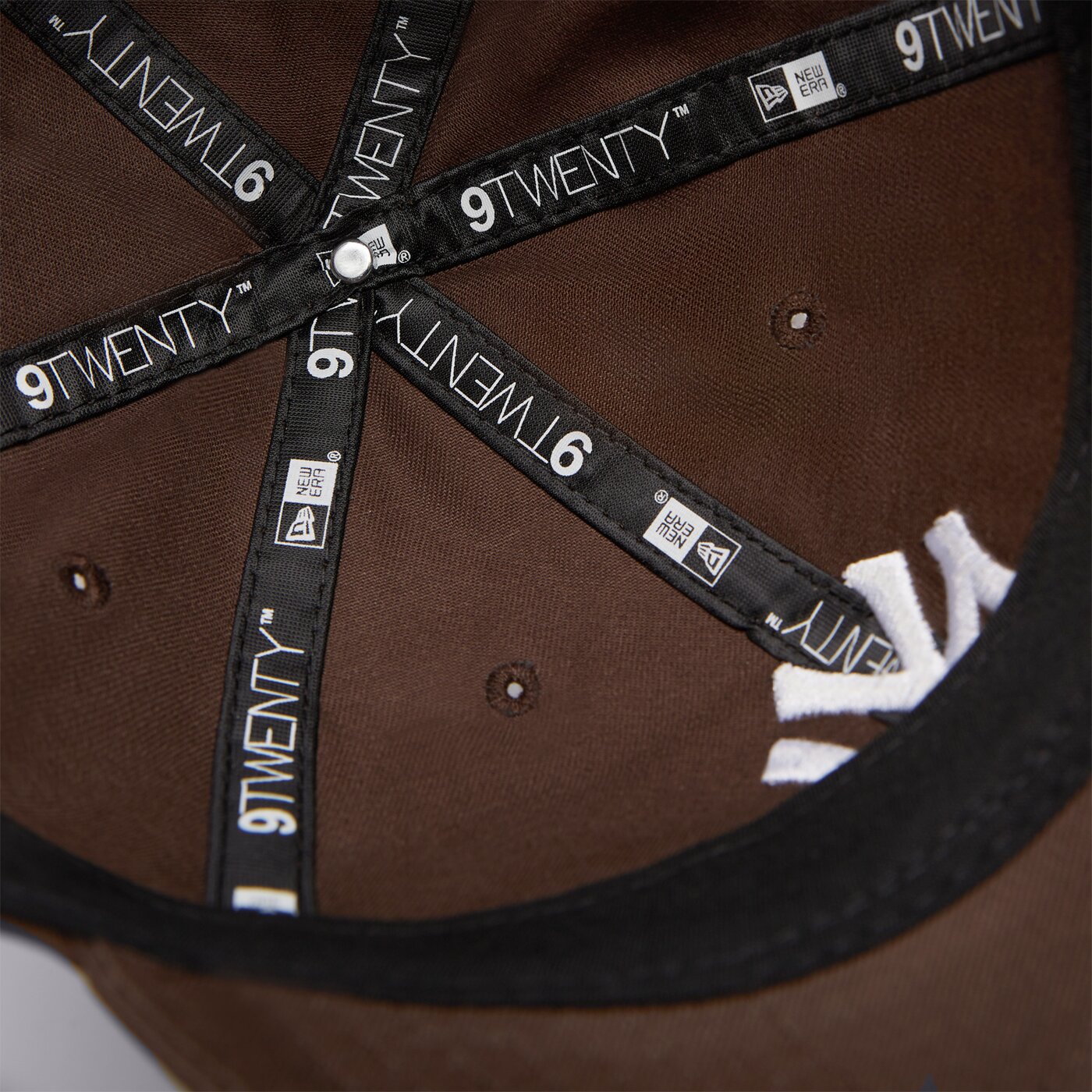 Мъжка шапка с козирка NEW ERA ШАПКА LE 920 NYY NEW YORK YANKEES WLTWHI 60471475 цвят кафяв