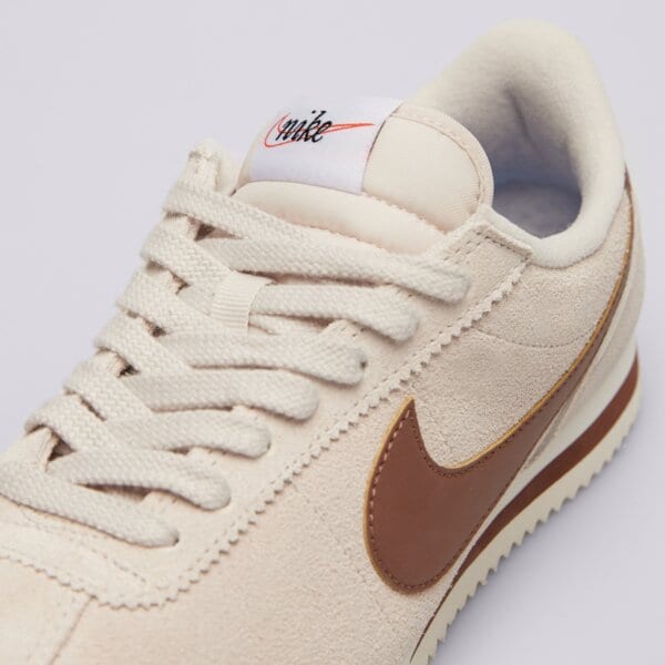 Дамски маратонки NIKE W CORTEZ SUEDE ib1857-100 цвят бежов