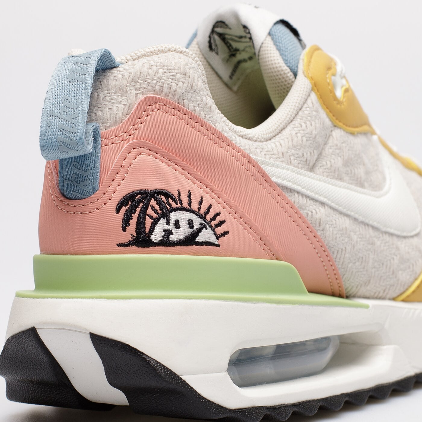 Дамски маратонки NIKE AIR MAX DAWN SE  dj9986-100 цвят многоцветен