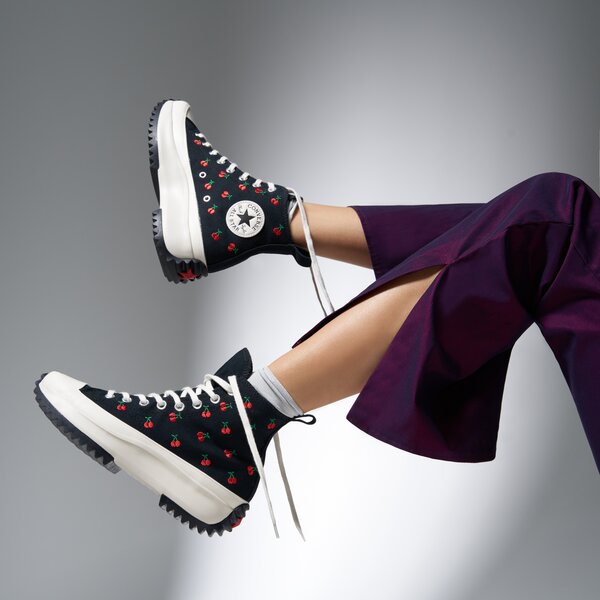 Дамски маратонки CONVERSE RUN STAR HIKE a08113c цвят черен