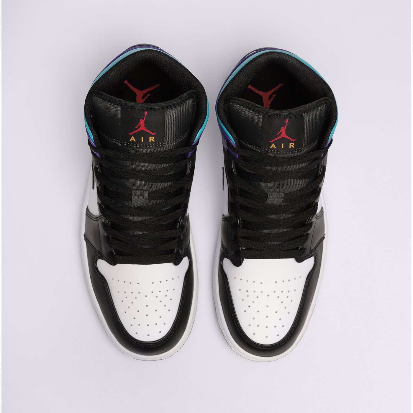 Мъжки маратонки AIR JORDAN 1 MID  dq8426-154 цвят бял