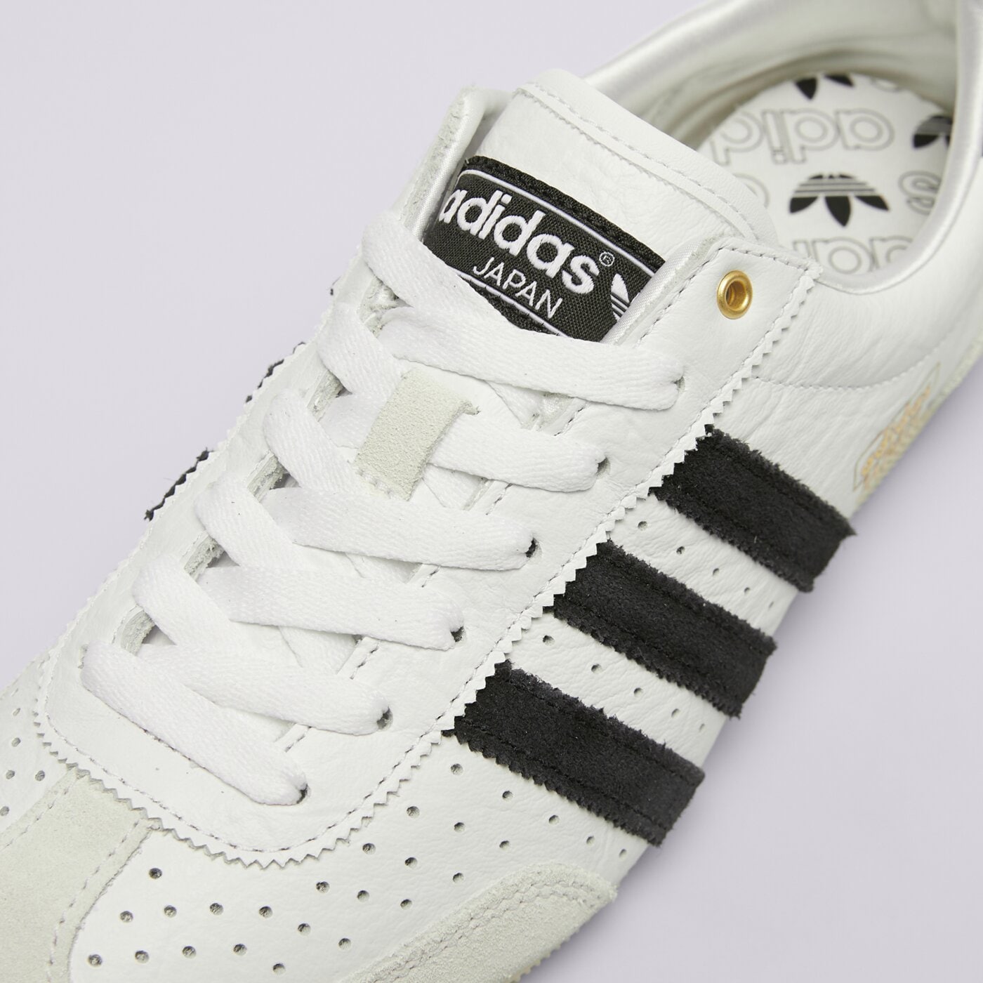 Дамски маратонки ADIDAS JAPAN ih5489 цвят бял