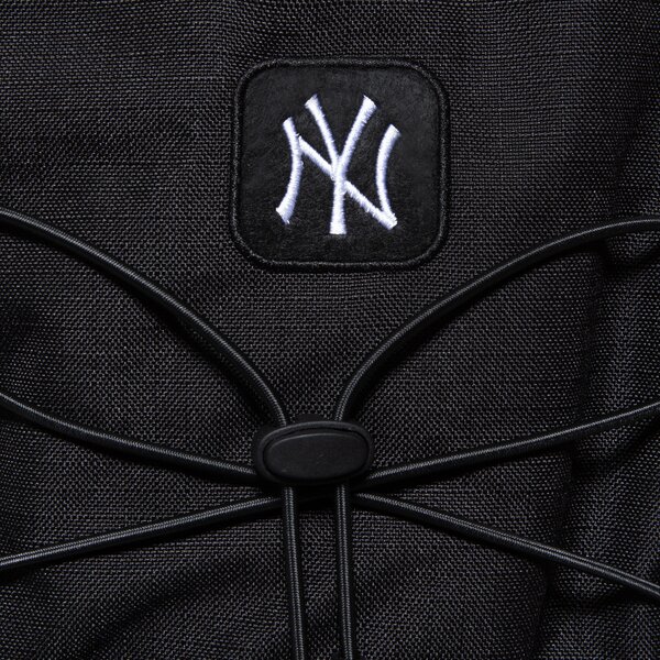 Детска раница NEW ERA РАНИЦА BUNGEE BAG NYY BLK NEW ERA BLKWHI 60240060 цвят черен
