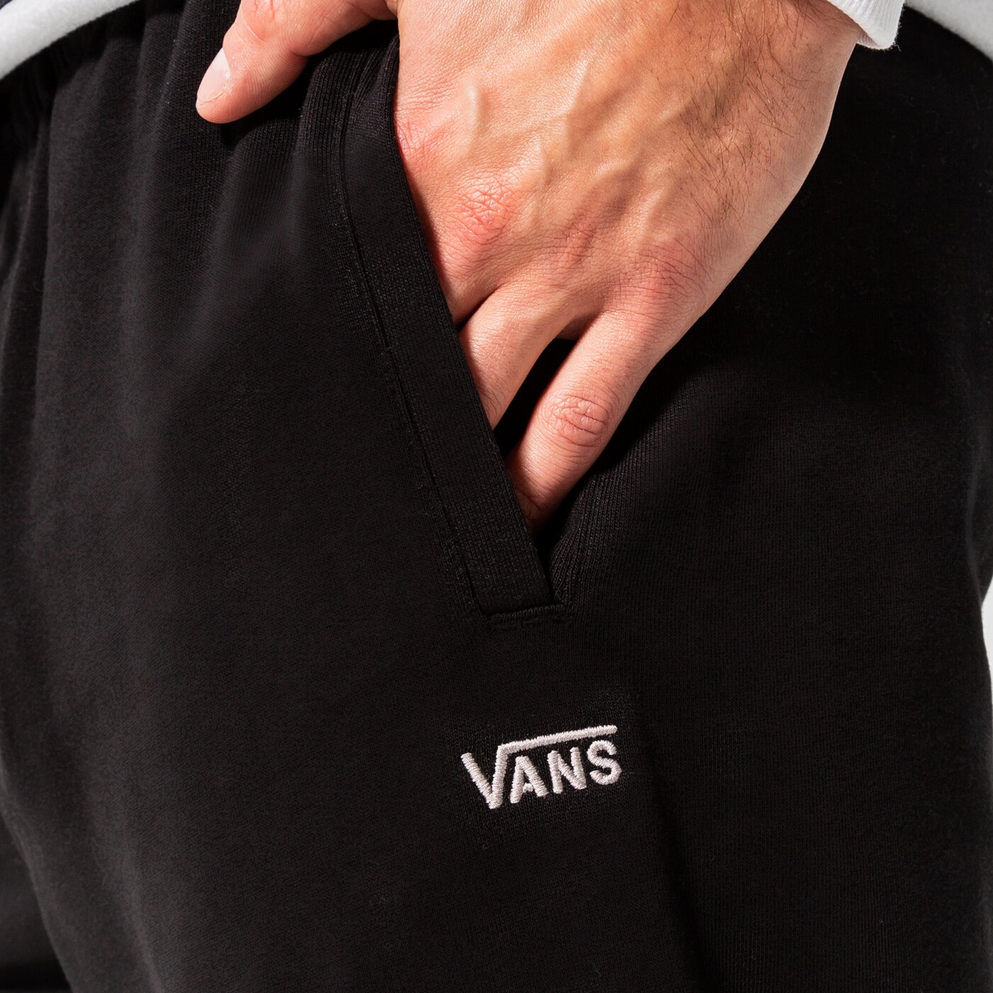 Мъжки панталони VANS ПАНТАЛОНИ BASIC FLEECE PANT vn0a3hknblk1 цвят черен