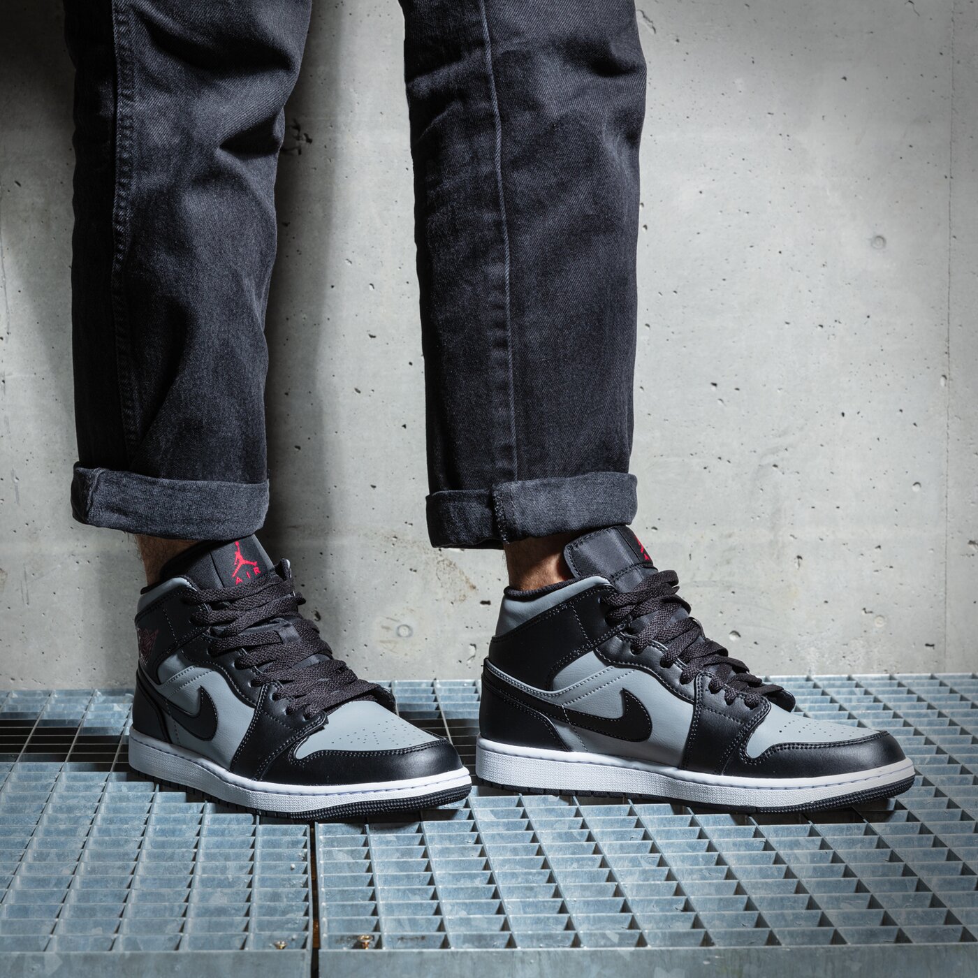 Мъжки маратонки AIR JORDAN 1 MID  554724-096 цвят сив