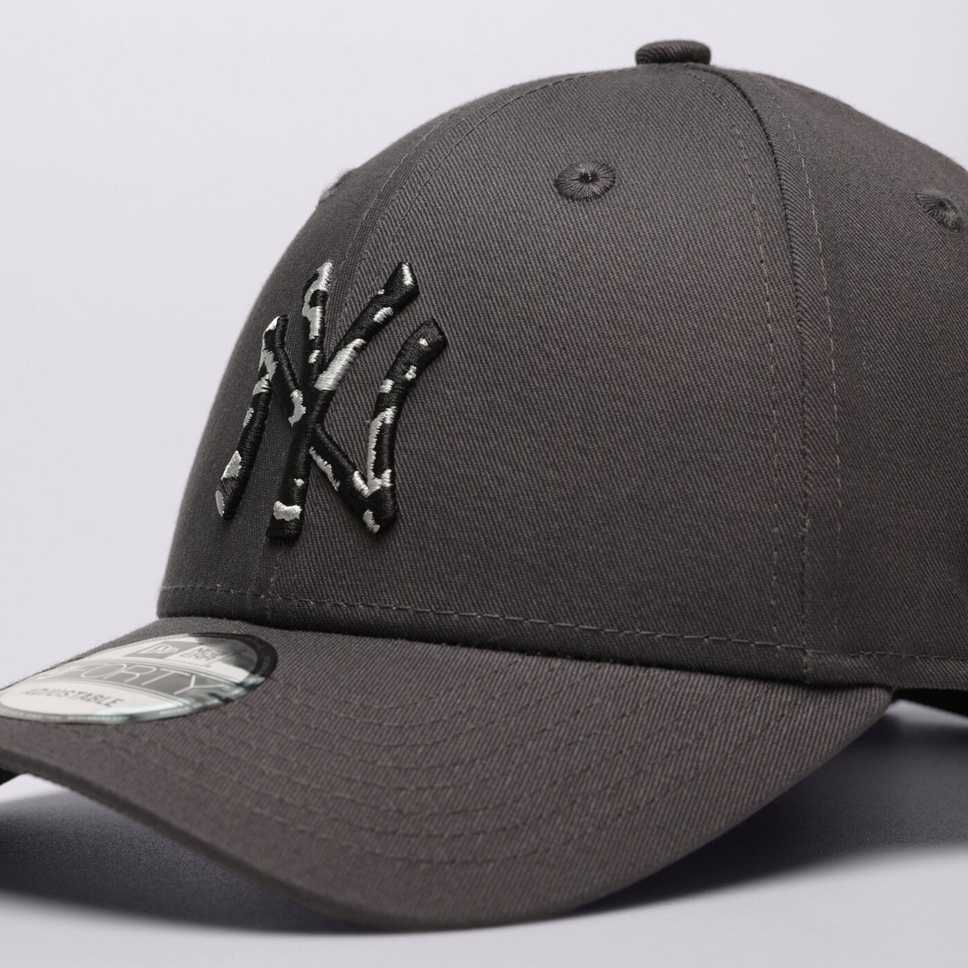 Мъжка шапка с козирка NEW ERA ШАПКА SEAS INFILL 940 NYY NEW YORK YANKEES 60364420 цвят сив