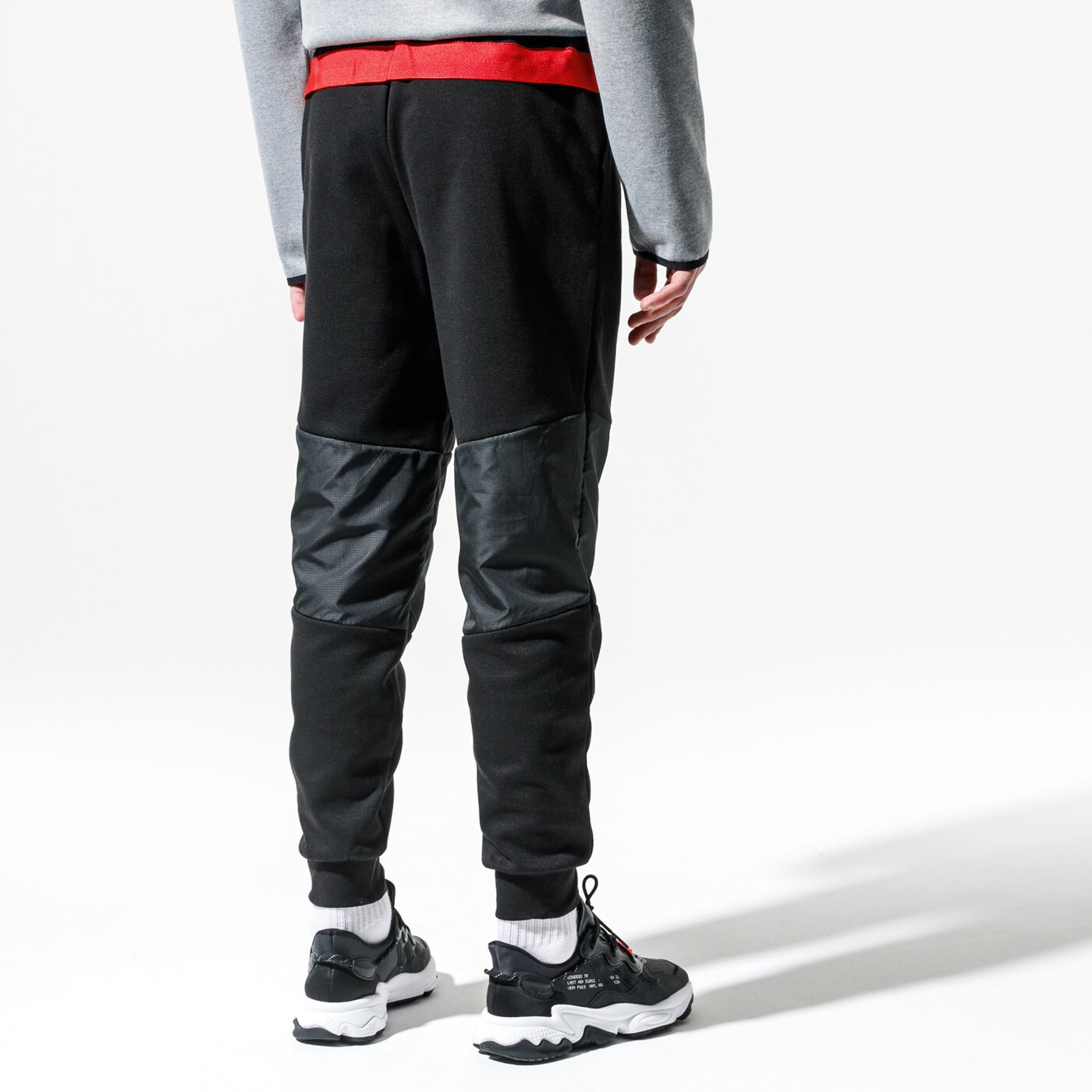 Мъжки панталони CONFRONT ПАНТАЛОНИ CLEGANE cf120spm34001 цвят черен