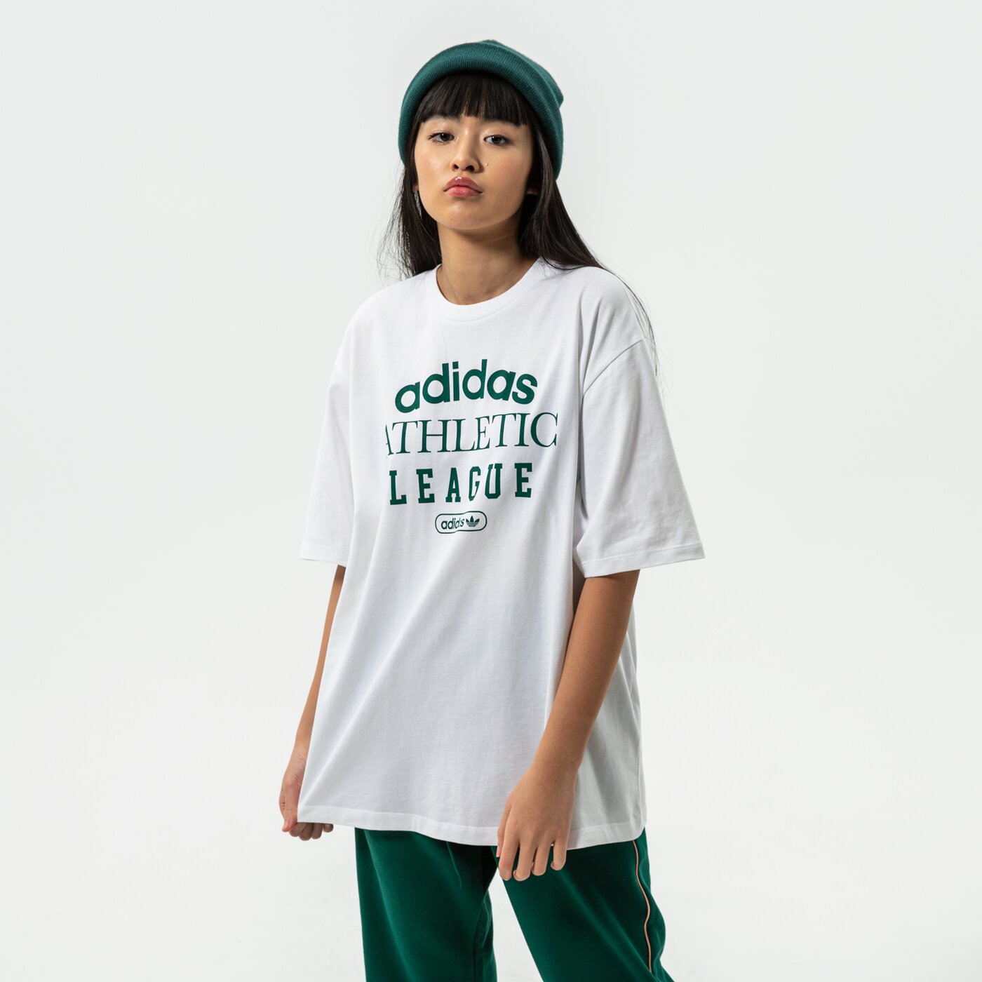 Adidas ТЕНИСКА Tee Hl0040 Дамски Цвят бял Модни Тениски Дрехи Adidas в