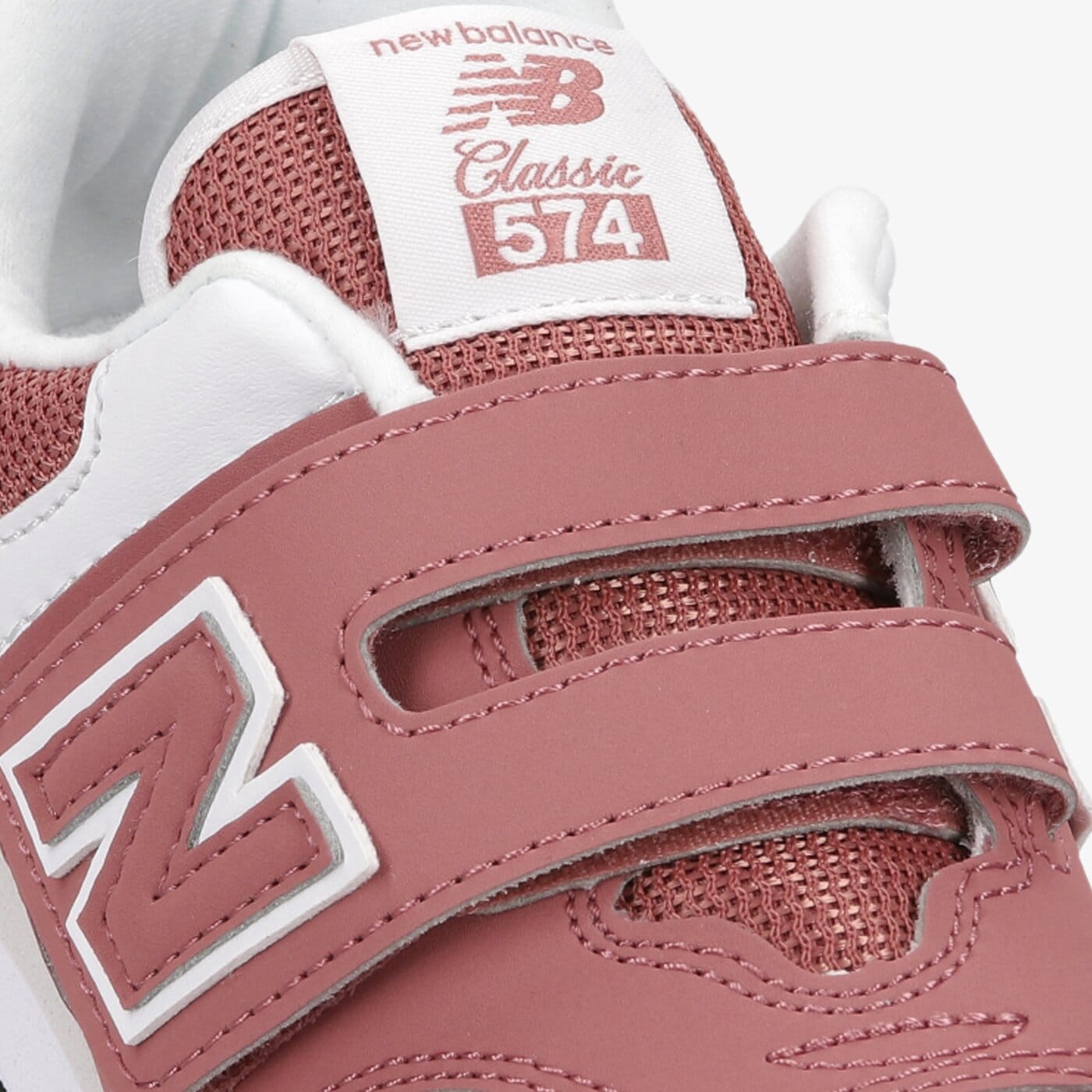 Детски маратонки NEW BALANCE 574  pv574md1 цвят розов