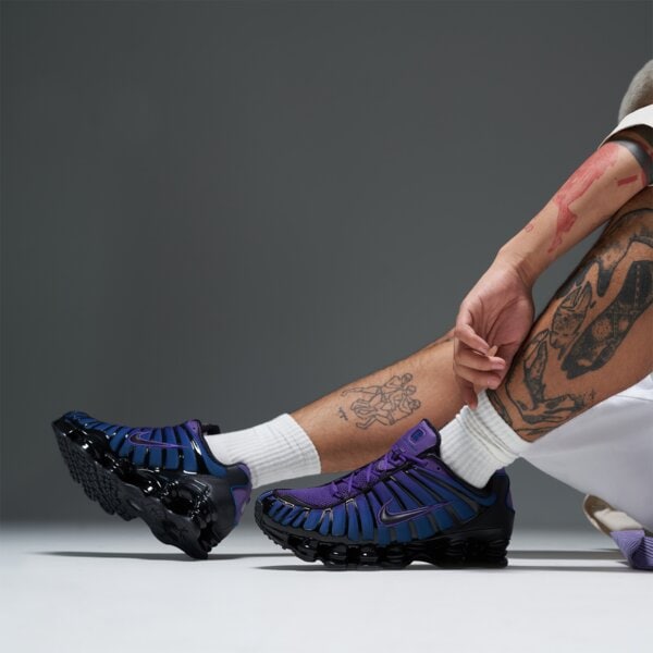 Мъжки маратонки NIKE SHOX TL av3595-500 цвят черен