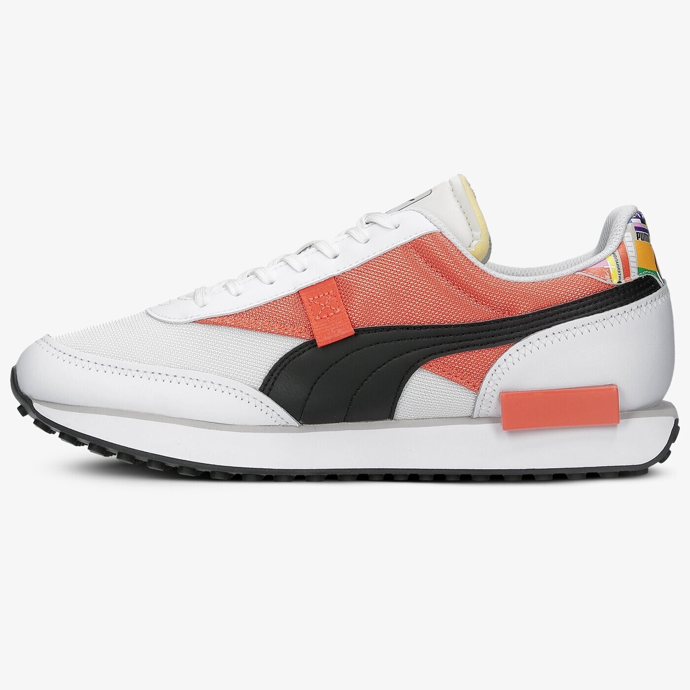 Мъжки маратонки PUMA FUTURE RIDER INTL GAME 37597101 цвят бял