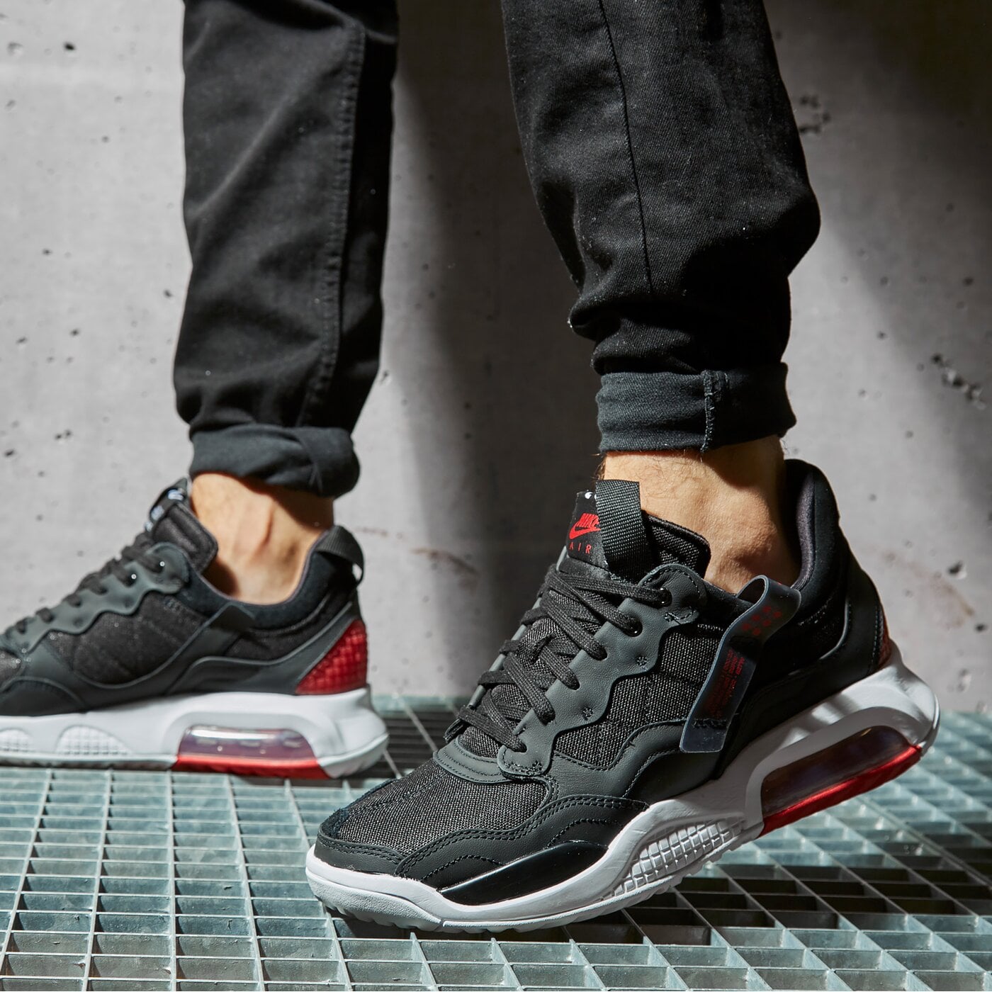 Мъжки маратонки JORDAN MA2 cv8122-006 цвят черен