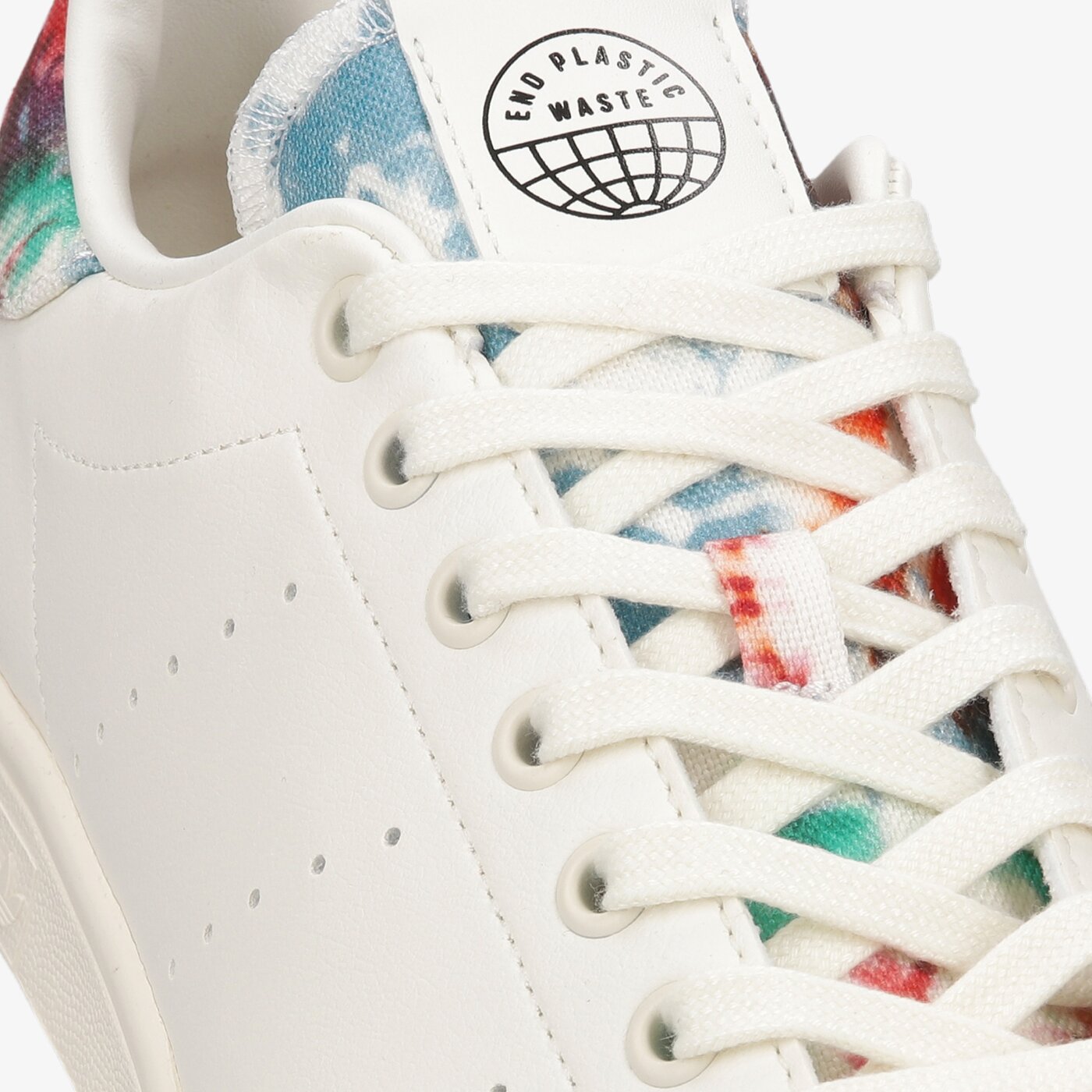 Мъжки маратонки ADIDAS STAN SMITH  gv8277 цвят бял