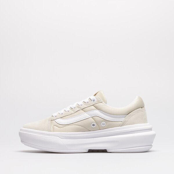 Дамски маратонки VANS UA OLD SKOOL OVERT CC vn0a7q5e1nf1 цвят бежов