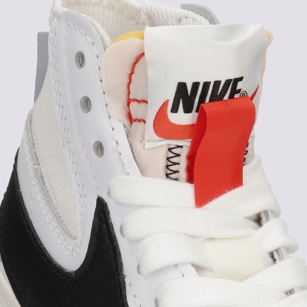 Дамски маратонки NIKE BLAZER MID '77 JUMBO dq1471-100 цвят бял