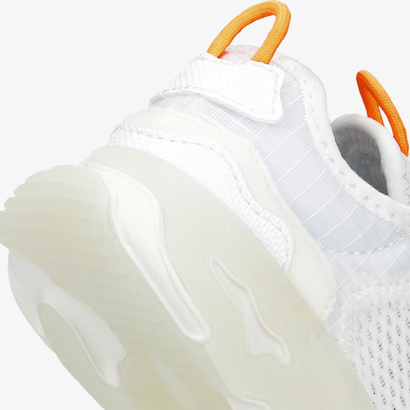 Детски маратонки NIKE RT LIVE cw1620-800 цвят бял