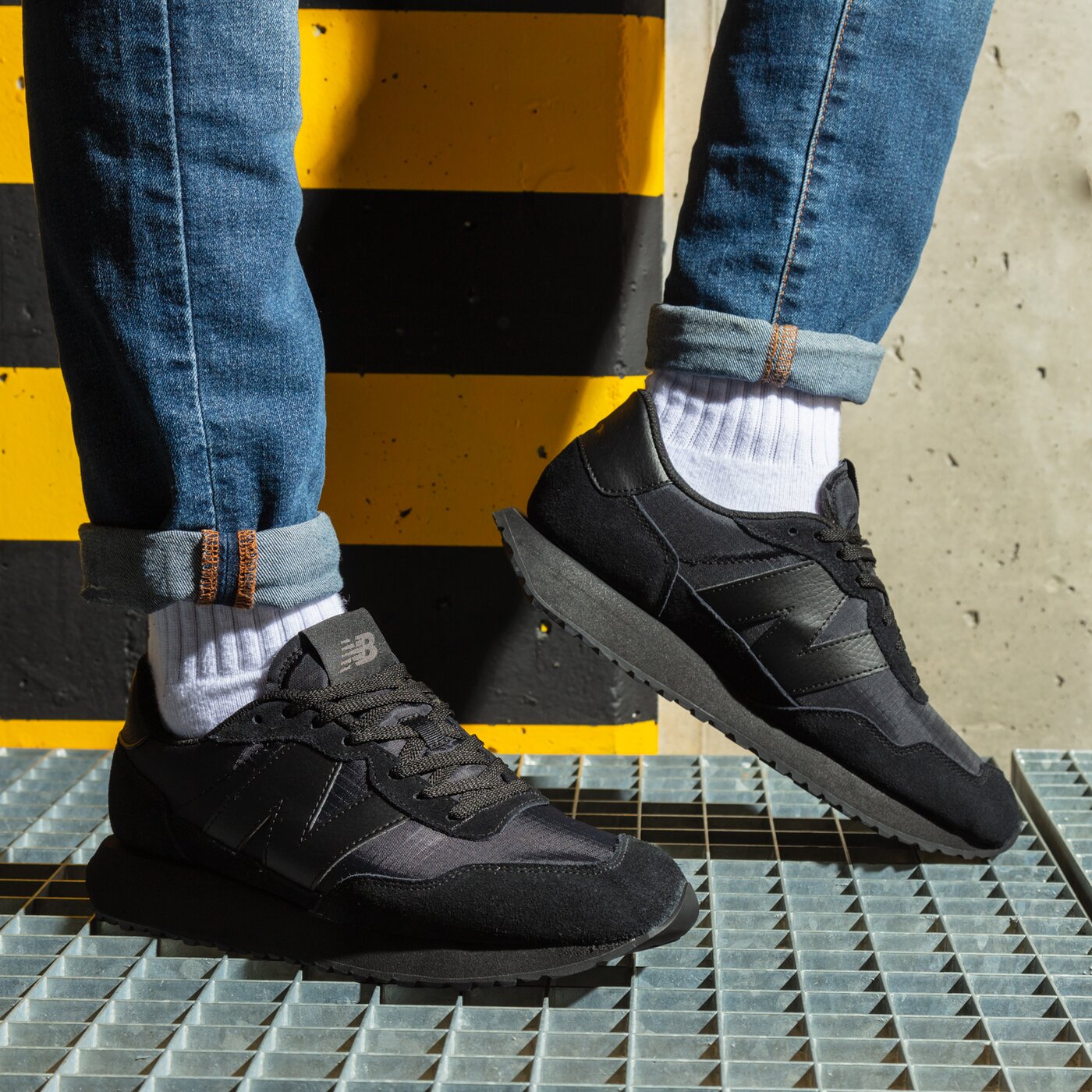 Мъжки маратонки NEW BALANCE 237  ms237ux1 цвят черен