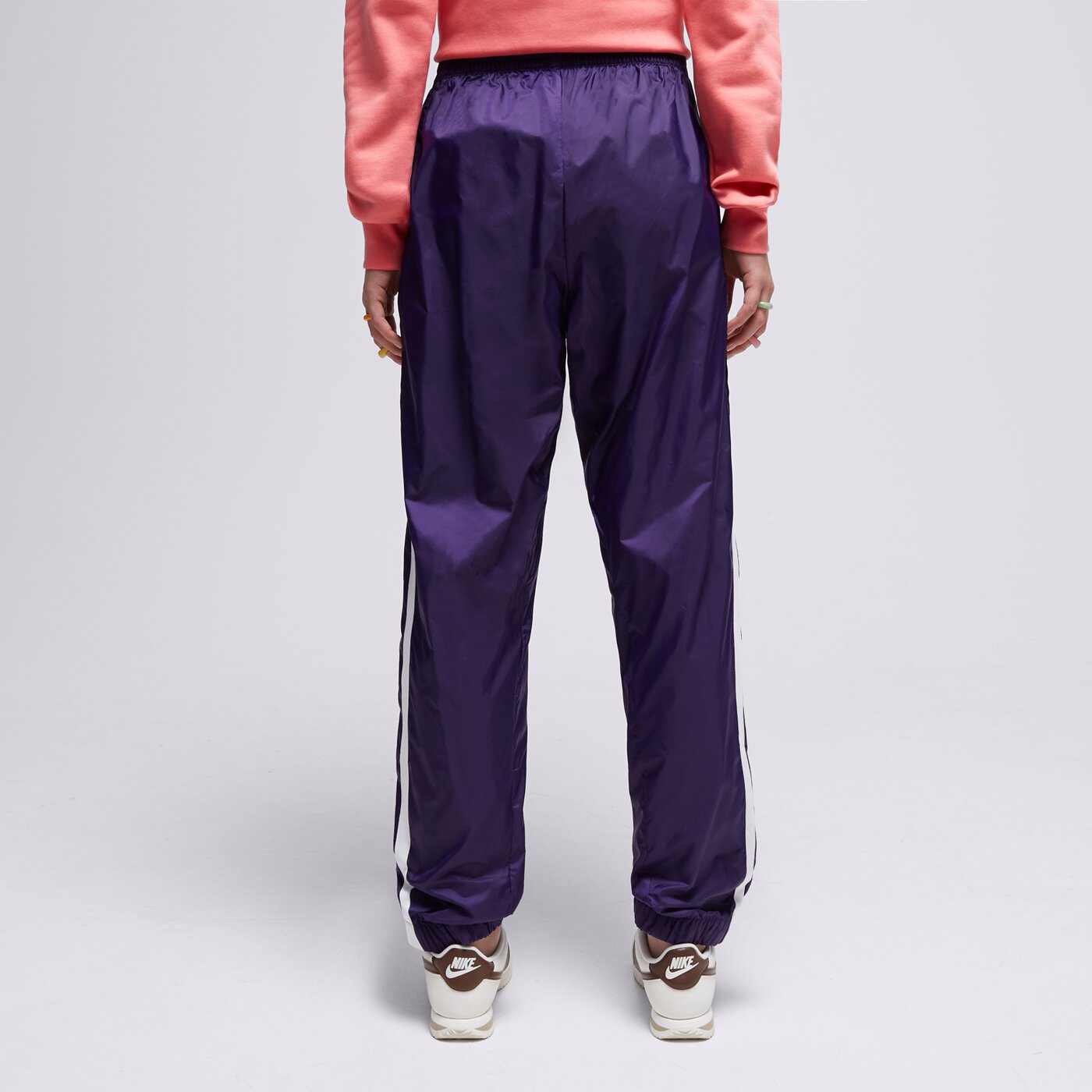 Дамски панталони NIKE ПАНТАЛОНИ LAL W NK TRKST PANT CTS CE NBA dn4734-535 цвят тъмносин