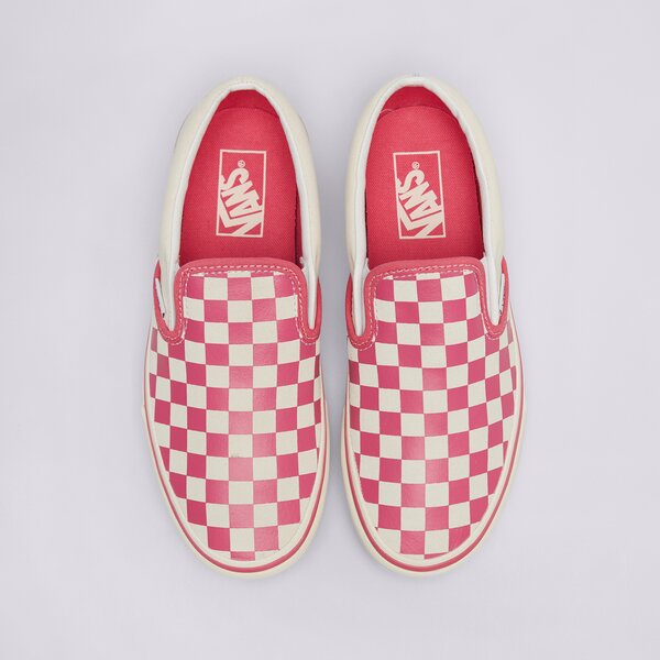 Дамски маратонки VANS CLASSIC SLIP-ON  vn000bvzbj11 цвят розов