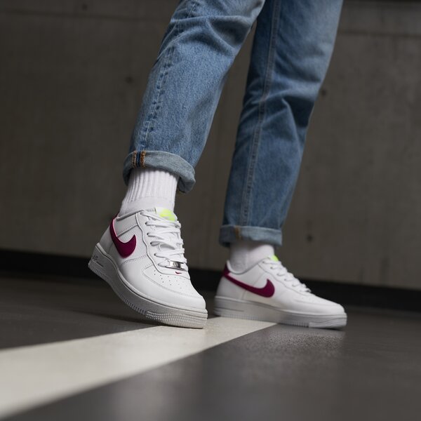 Детски маратонки NIKE AIR FORCE 1 CRATER CLASSIC dh8695-100 цвят бял