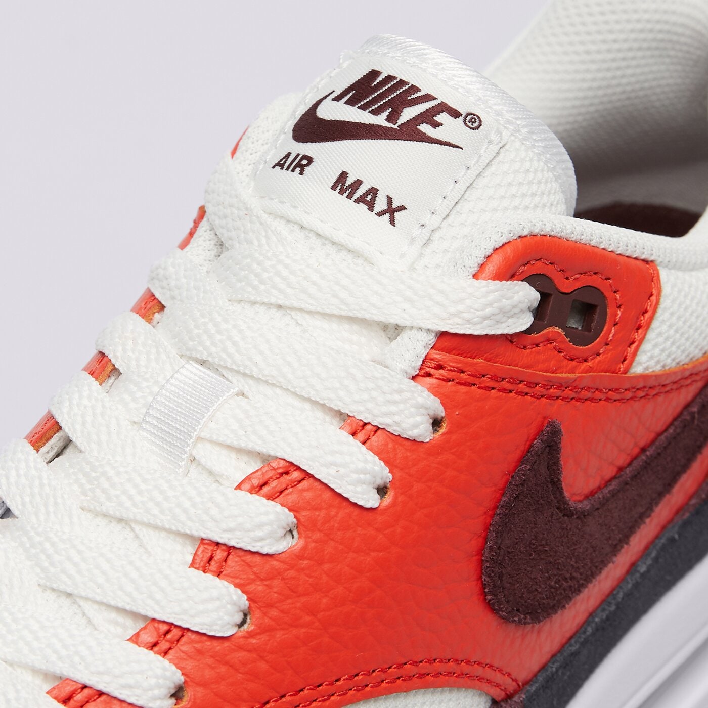 Мъжки маратонки NIKE AIR MAX 1 fn6952-102 цвят бежов