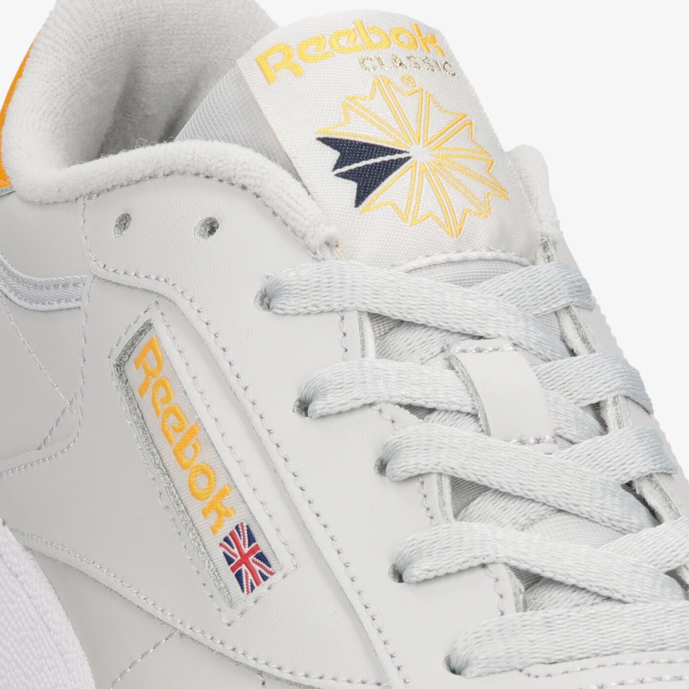 Мъжки маратонки REEBOK CLUB C 85 gx7558 цвят бежов