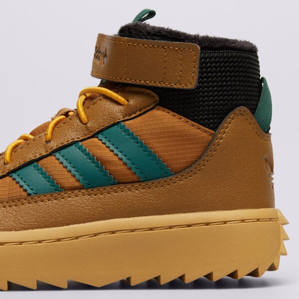 Детски зимни обувки ADIDAS SUPERSTAR WINTER TREK C jq0343 цвят кафяв