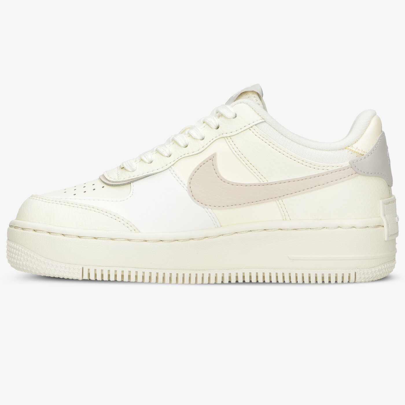 Дамски маратонки NIKE AIR FORCE 1 SHADOW cu8591-102 цвят бежов