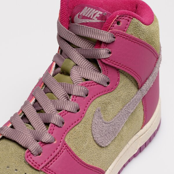 Дамски маратонки NIKE WMNS DUNK HIGH fb1273500 цвят каки