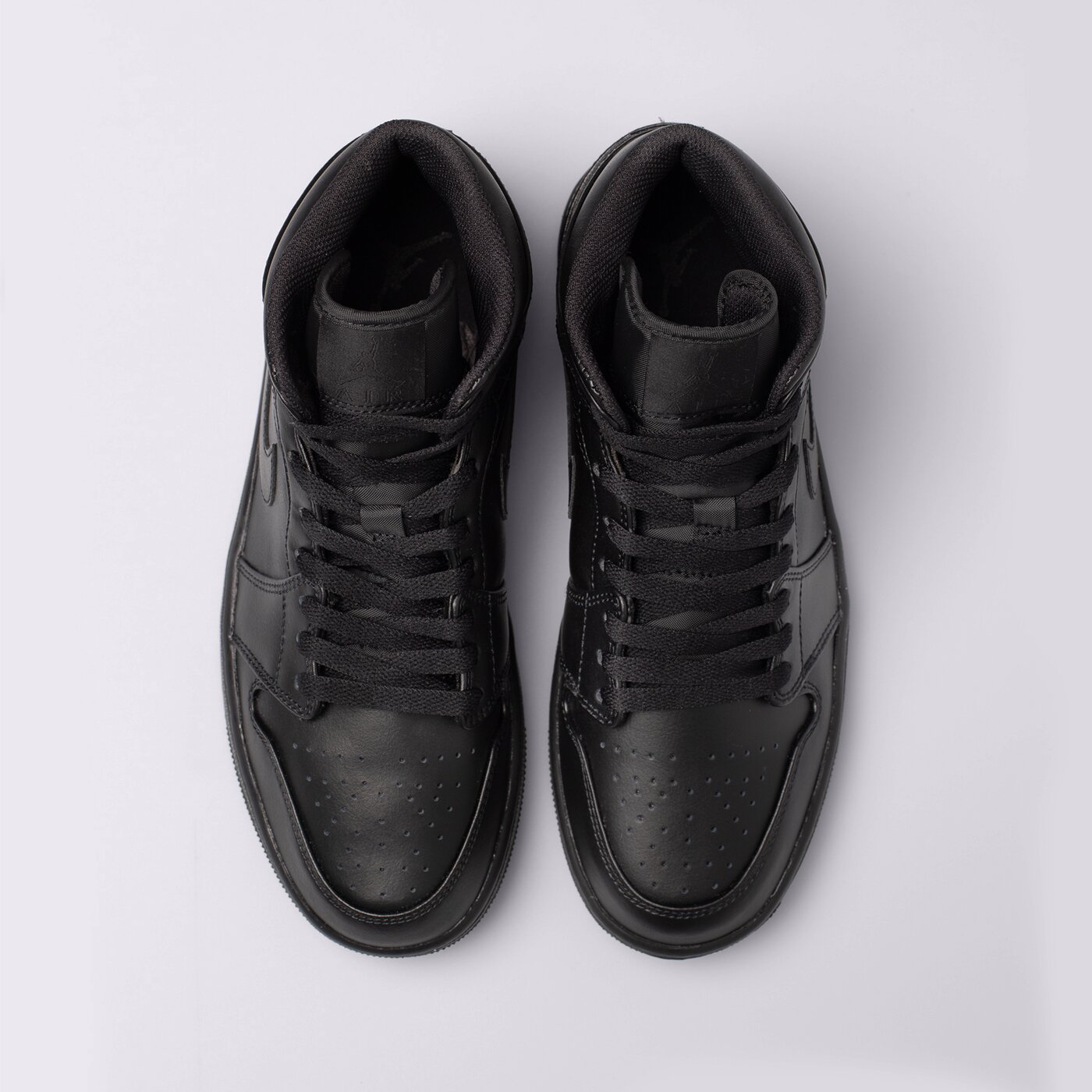 Мъжки маратонки AIR JORDAN 1 MID  554724-093 цвят черен