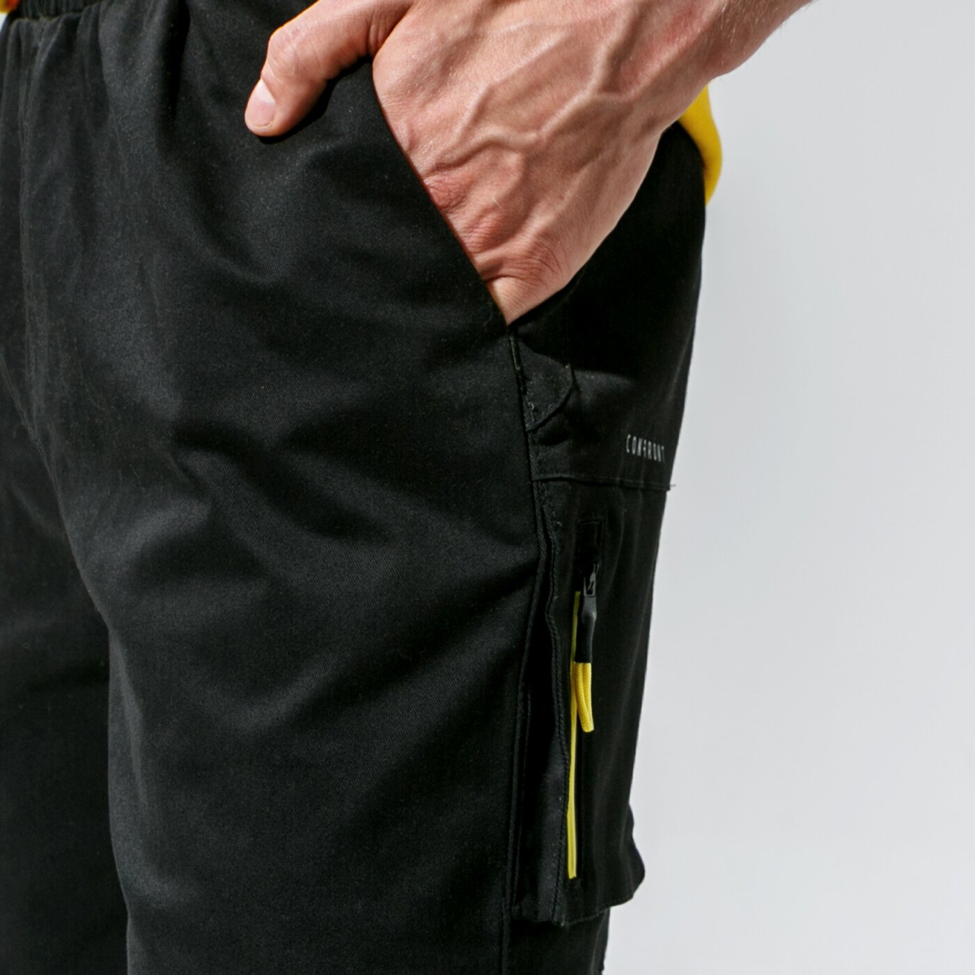 Мъжки панталони CONFRONT ПАНТАЛОНИ DANTE PANTS cf320spm09001 цвят черен