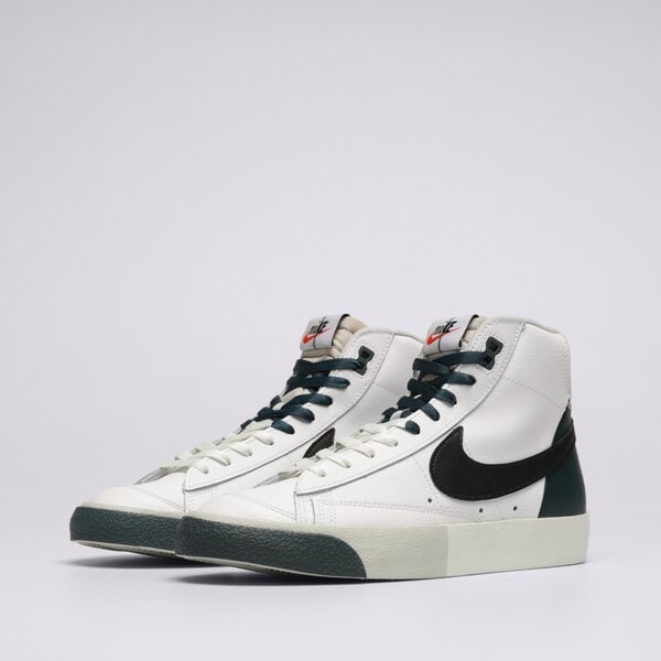 Мъжки маратонки NIKE BLAZER MID '77 PREMIUM fb8889-100 цвят бял