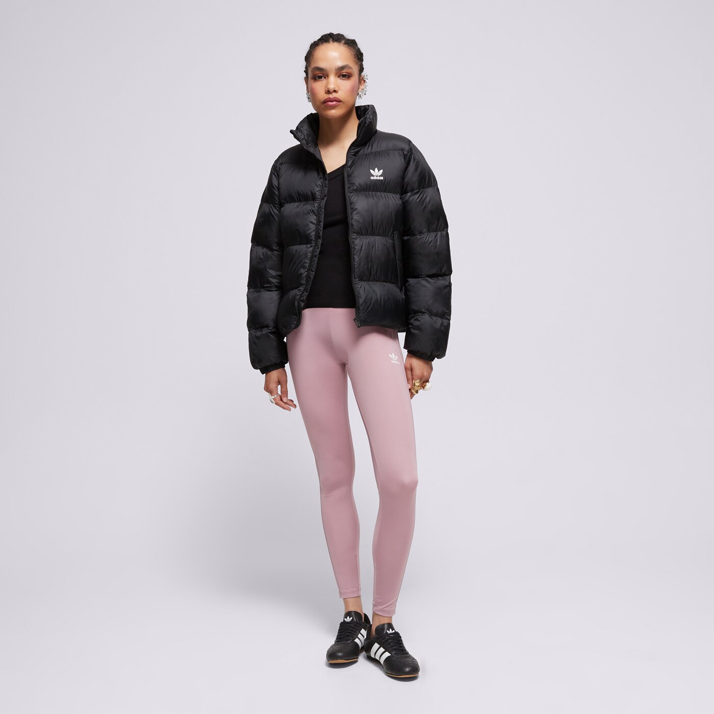 Дамско зимно яке ADIDAS ЯКЕ ПУХЕН SHORT PUFFER jd0420 цвят черен