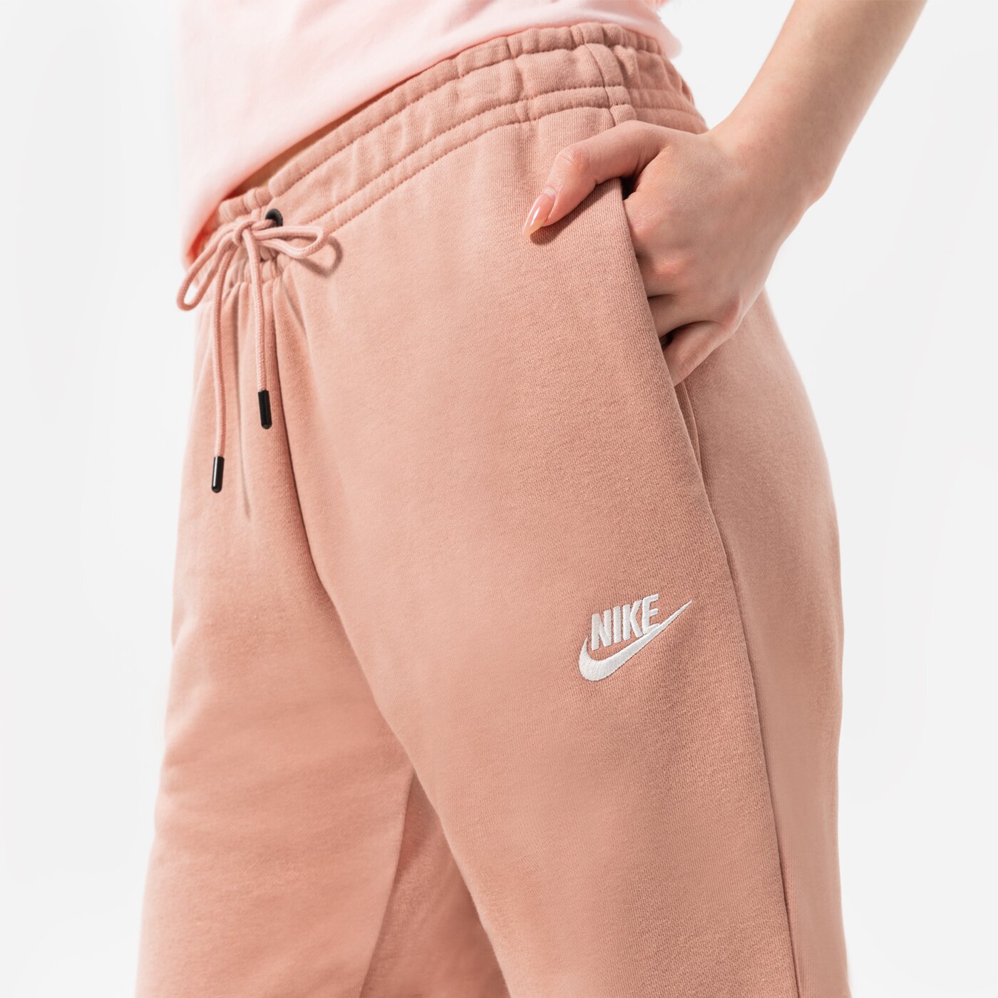 Дамски панталони NIKE ПАНТАЛОНИ SPORTSWEAR ESSENTIAL bv4095-609 цвят бежов
