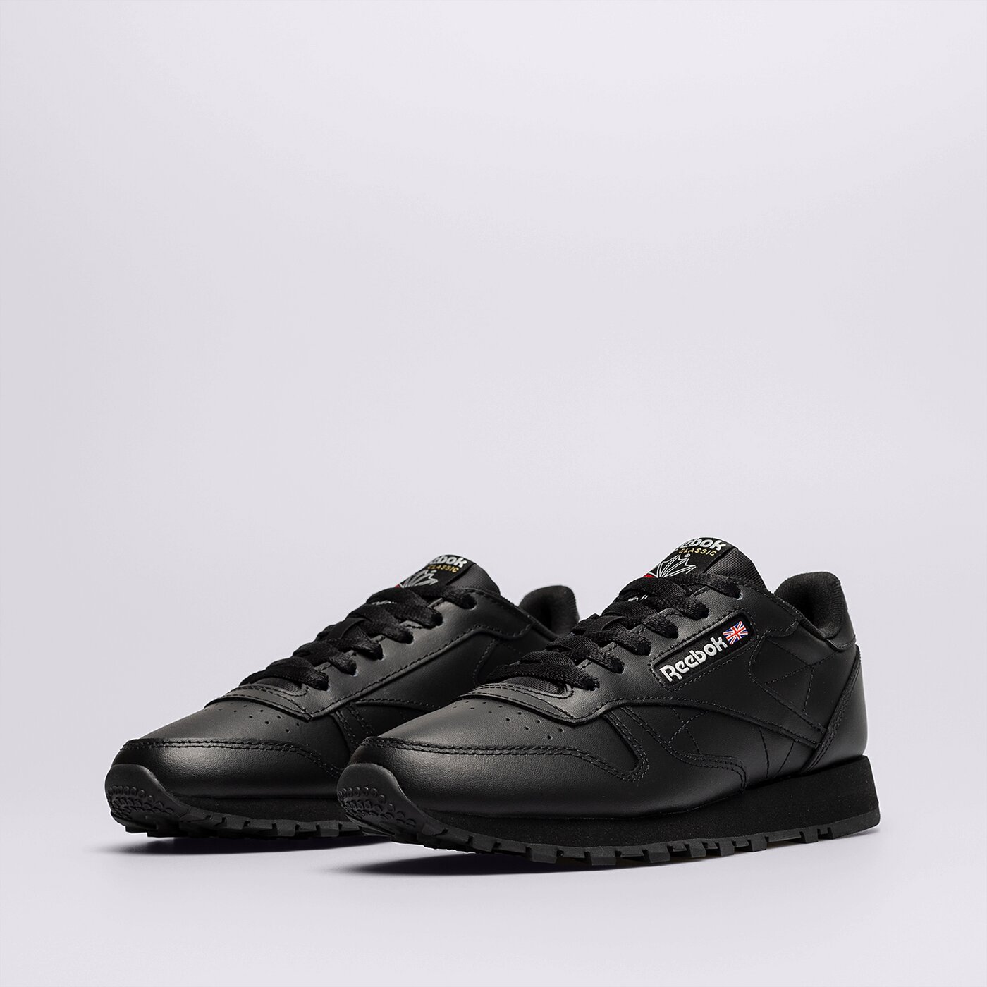 Дамски маратонки REEBOK CLASSIC LEATHER 100008497 цвят черен