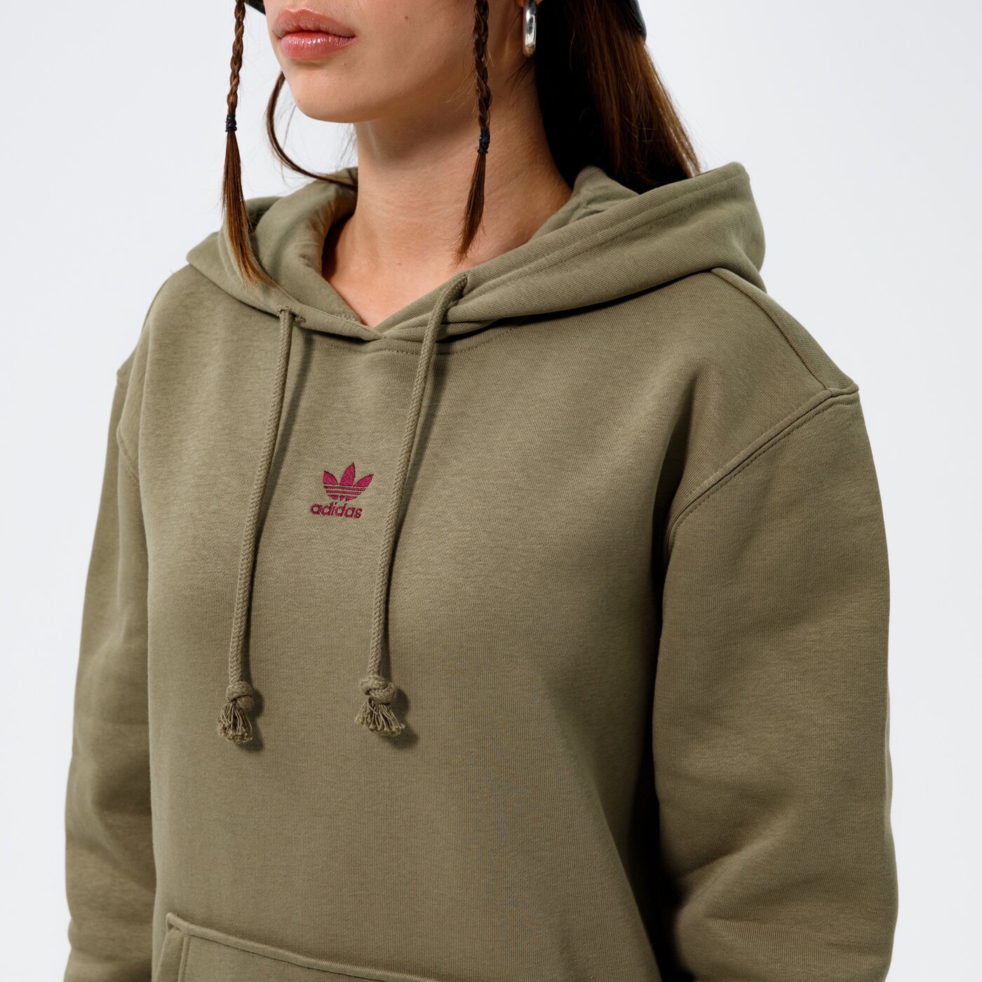 Дамски суичър ADIDAS СУИТЧЪР С КАЧУЛКА HOODIE h34727 цвят каки