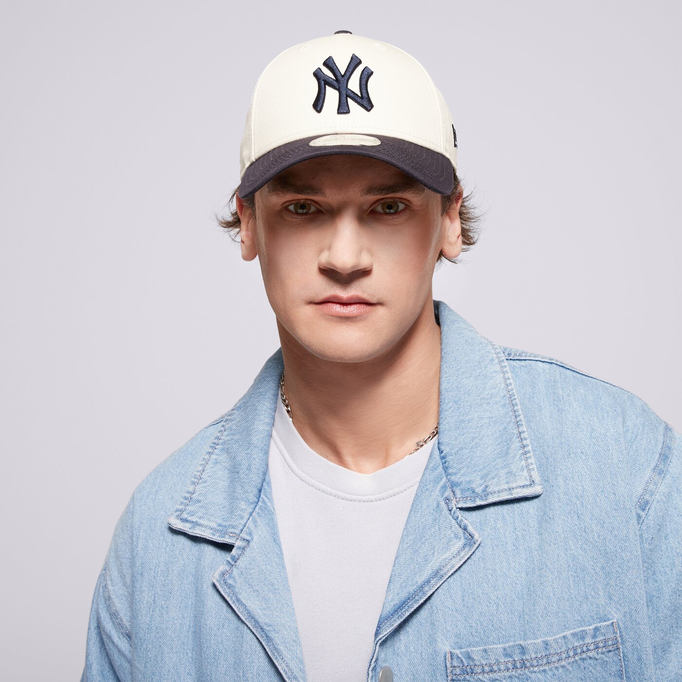 Мъжка шапка с козирка NEW ERA ШАПКА COLOUR BLOCK 940 NYY NEW YORK YANKEES 60595215 цвят бежов