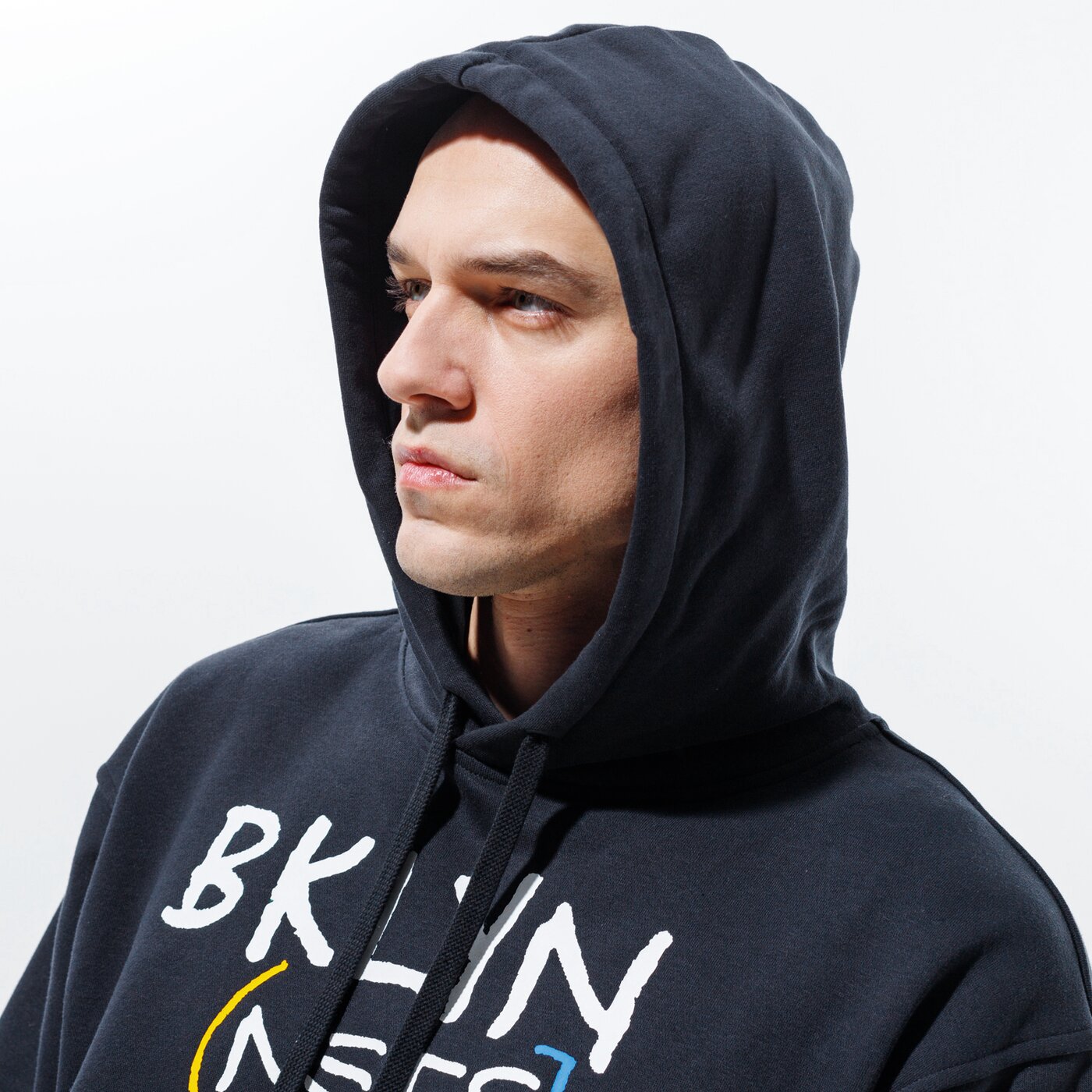 Мъжки суичър NIKE СУИТЧЪР С КАЧУЛКА BROOKLYN NETS ESSENTIAL CITY EDITION  cn2529-010 цвят черен