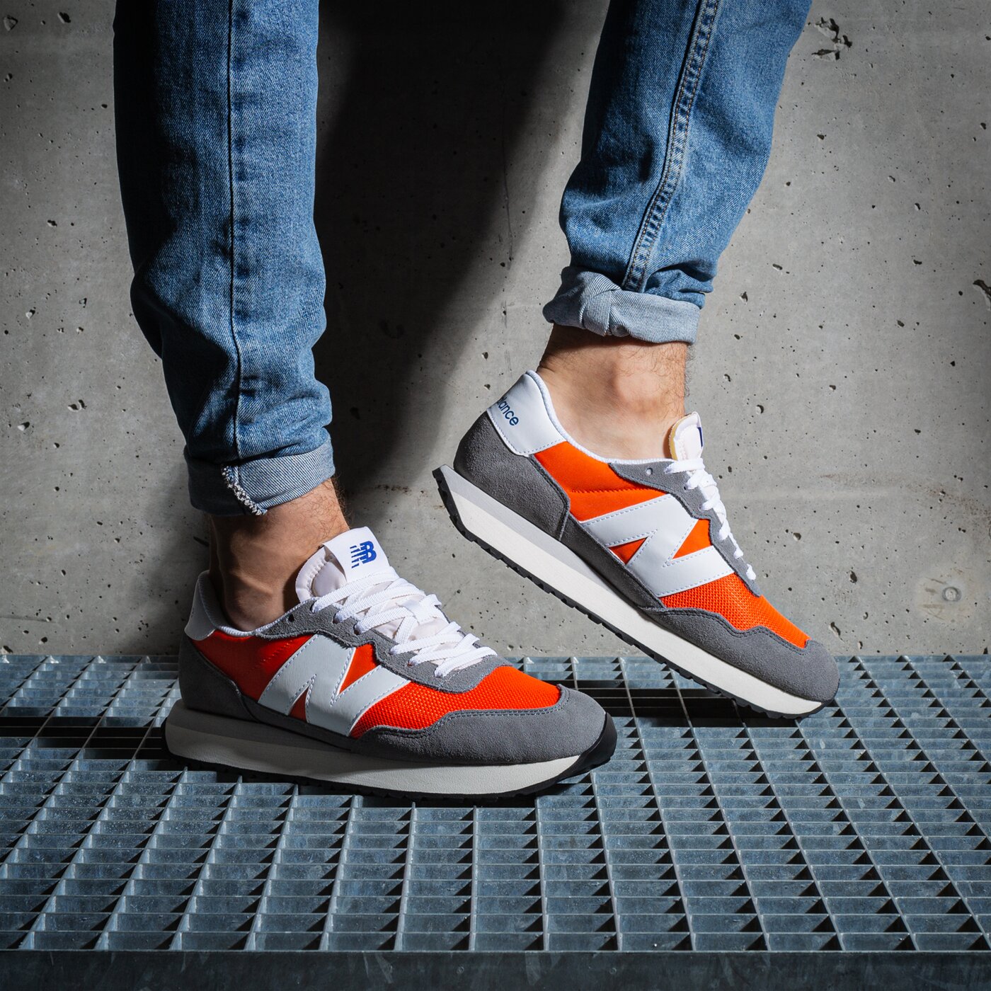 Мъжки маратонки NEW BALANCE 237  ms237vd цвят сив