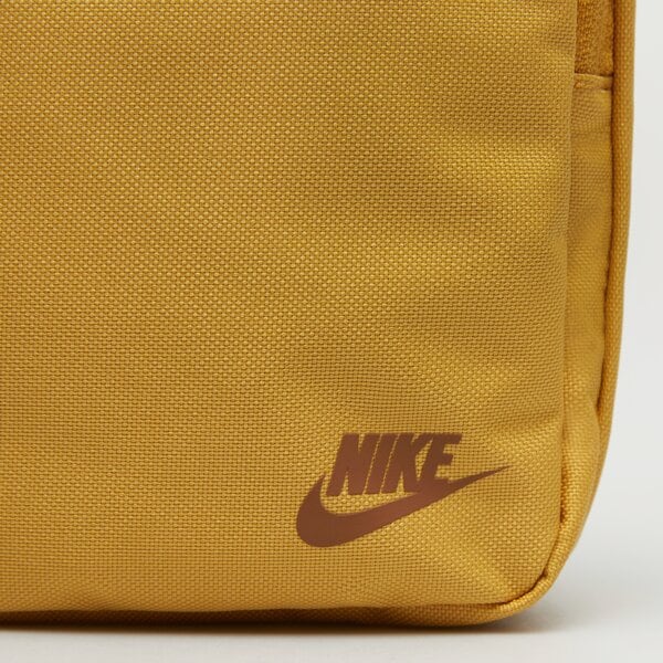 Дамски сак NIKE ЧАНТА HERITAGE db0456-725 цвят бежов