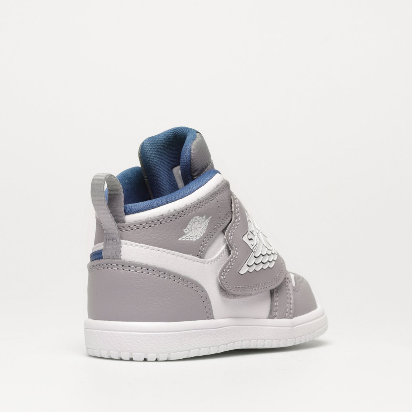 Детски маратонки SKY JORDAN 1  bq7196-014 цвят сив