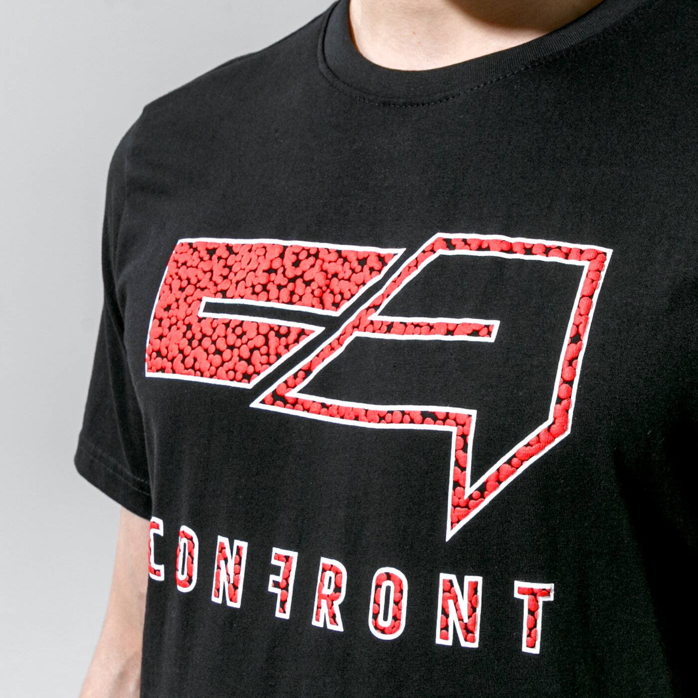 Мъжка тениска CONFRONT ТЕНИСКА LOGO BUBBLE cf320tsm69001 цвят черен